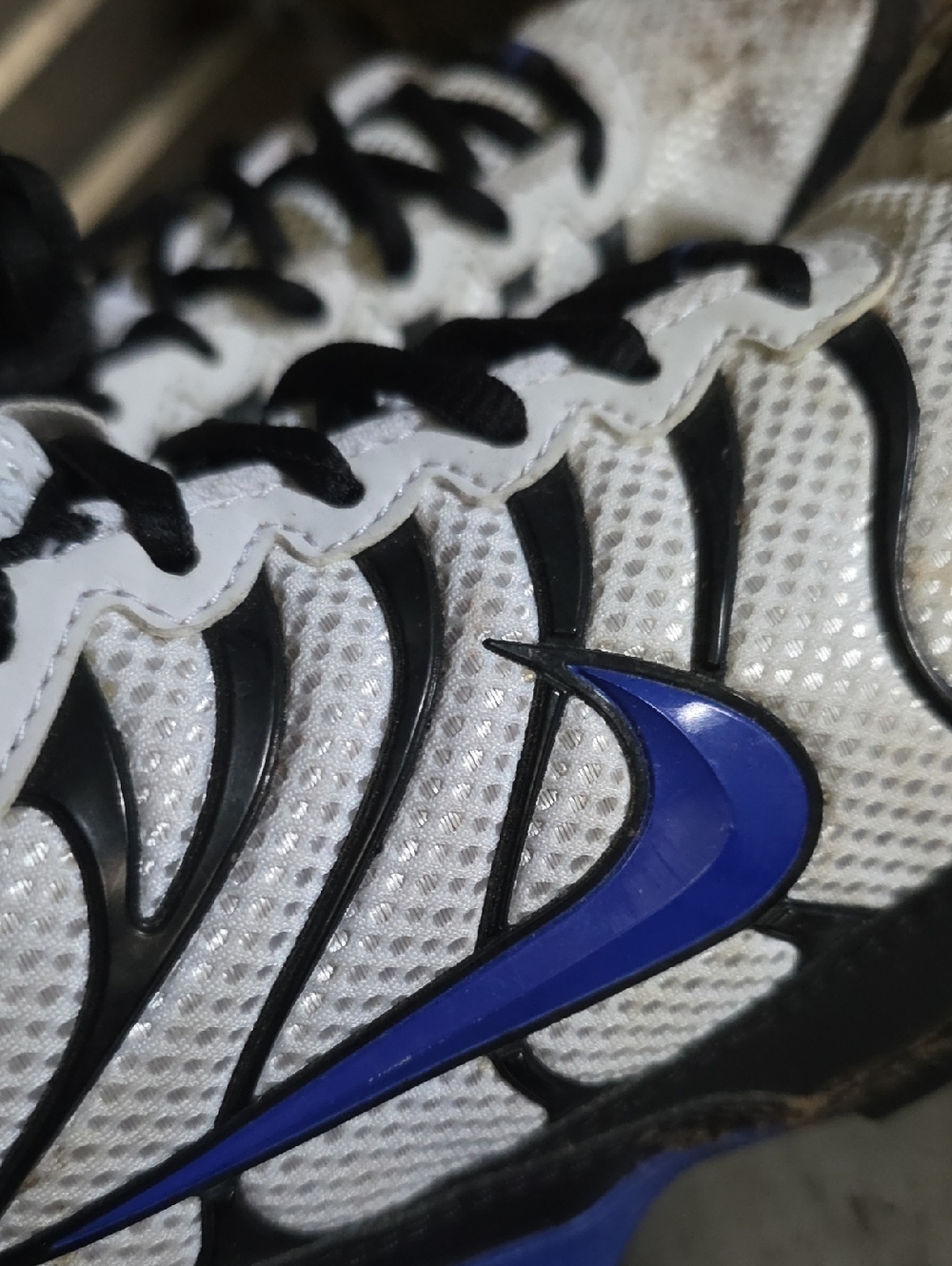 Nike White and Blue Lace-Up Men's Sneakers